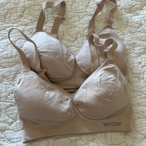 Two Boody Wireless Full Bust T-shirt bras XS